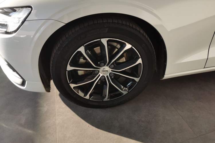 Used Volvo S60 2020 T4 Zhiyi Luxury Edition