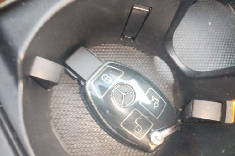 Used Mercedes-Benz E-Class 2015 E 200 L