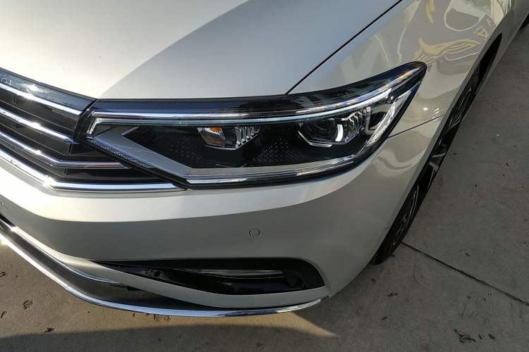 Used Volkswagen Magotan 2020 330TSI DSG Luxury Edition
