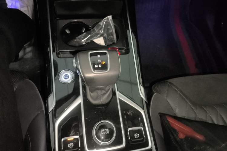 Used Hongqi HS5 2022 Revised Version 2.0T Smart Connect Flagship Edition