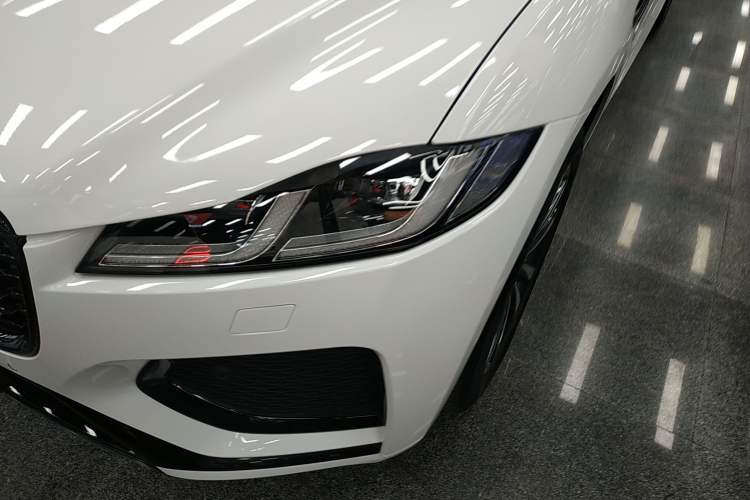 Used Jaguar F-PACE 2024 P250 R-Dynamic SE
