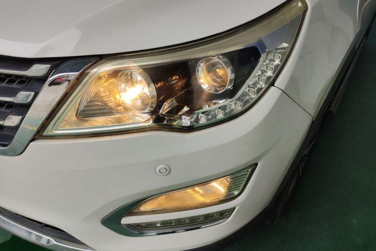 Used Baojun 560 2015 1.8L Manual Luxury Model