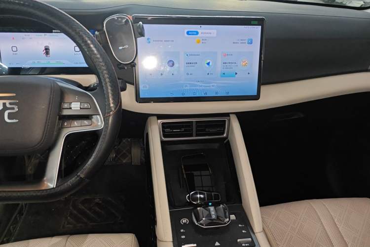 Used BYD Yuan UP 2024 401KM Leading Edition
