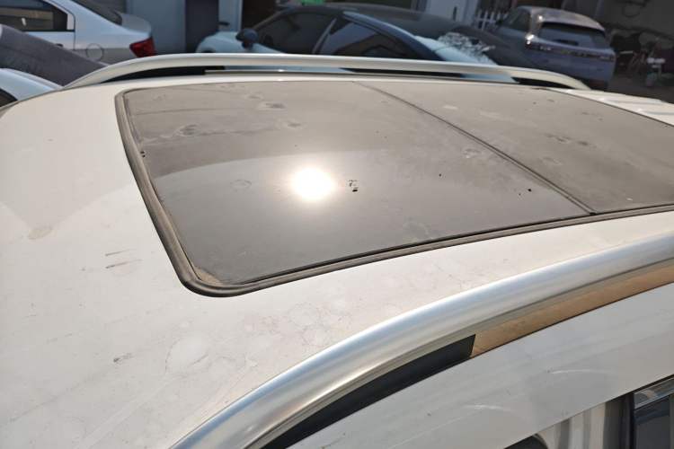 Used  Refine S7 2018 Super Edition 251T Automatic Supreme 5-Seater