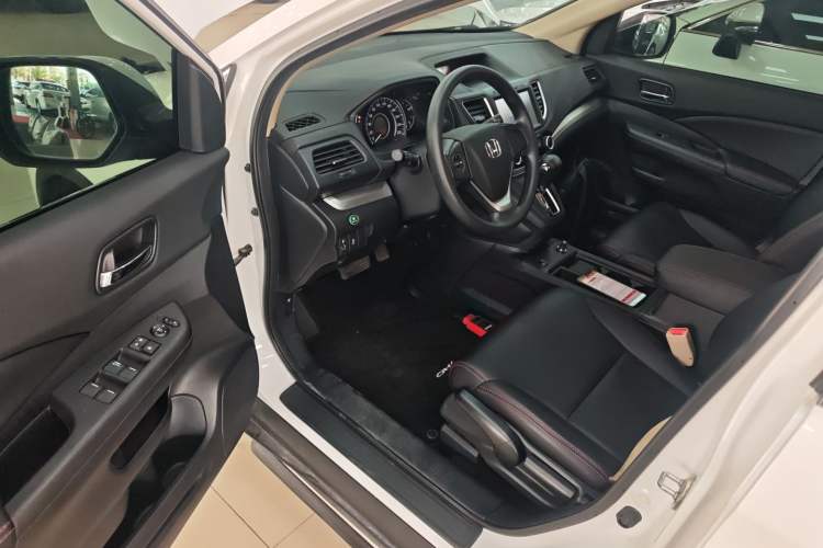 Used Honda CR-V 2016 2.0L two-wheel drive Urban Edition
