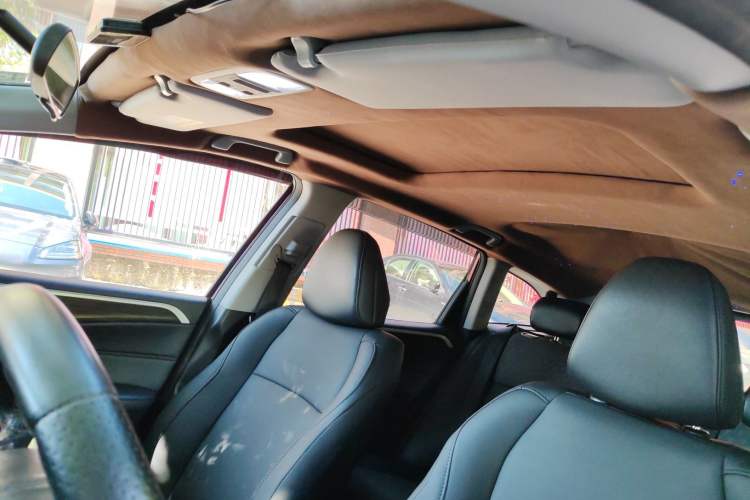 Used Honda Jade 2017 1.8L automatic Comfort version 5 seats