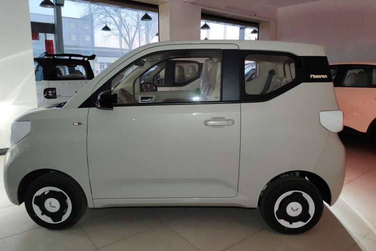 Used Wuling Hongguang MINIEV 2024 3rd Generation 215km Youth Edition