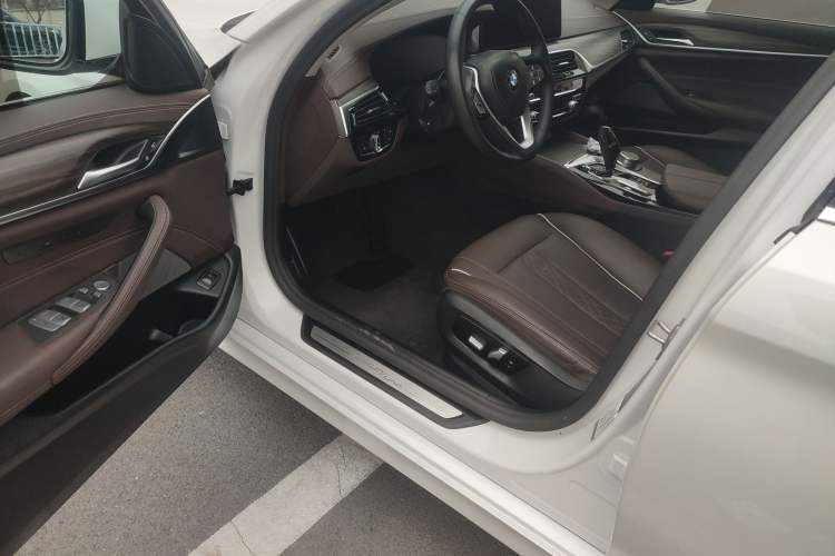 Used BMW 5 Series 2021 530Li Leading Luxury Package