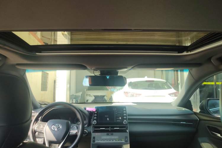 Used Toyota Avalon 2019 2.0L Luxury Edition China VI Standard
