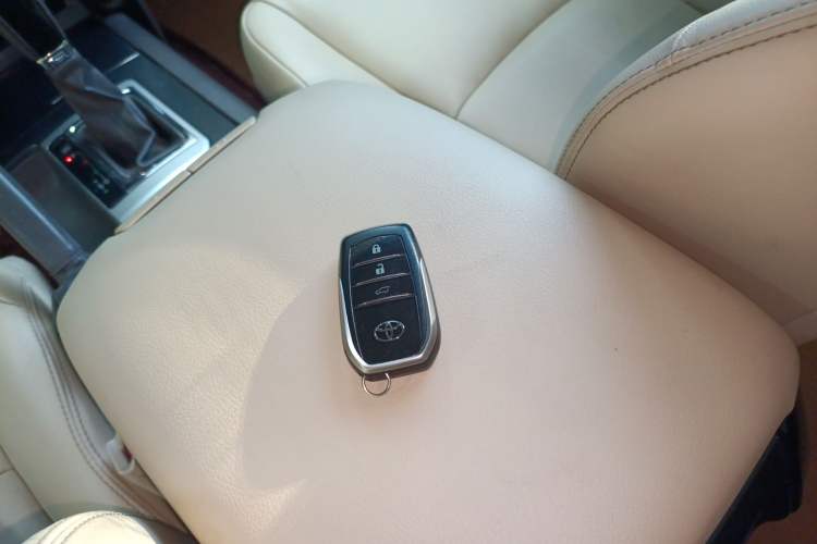 Used Toyota Prado 2016 2.7L Automatic Standard Edition
