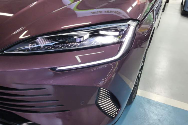 Used BYD Seal 2023 DM-i 1.5T 121km Flagship Model
