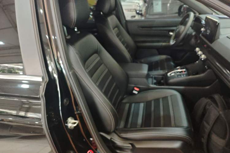 Used Honda CR-V 2023 2.0L eHEV Two-Wheel Drive Smart Edition
