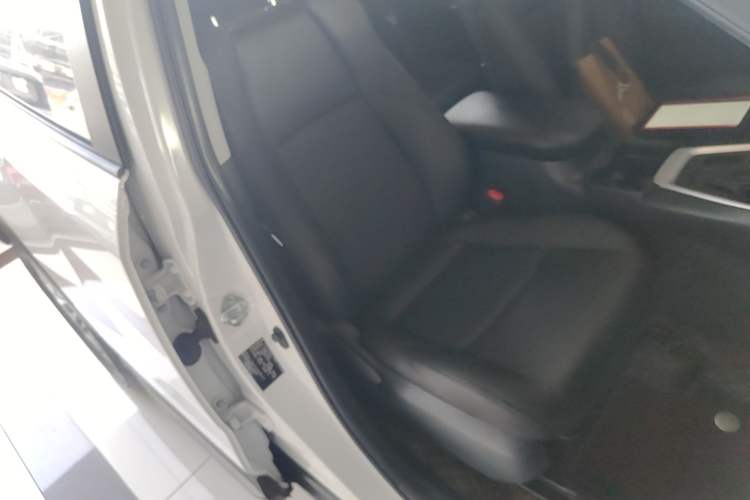 Used Toyota Wildlander 2024 2.0L CVT Two-Wheel Drive Leading Edition