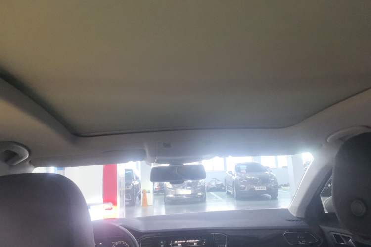 Used Volkswagen T-ROC 2020 280TSI DSG Two-Wheel Drive Comfort Version