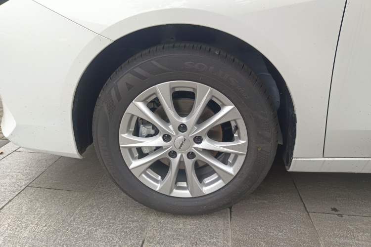 Used Roewe i5 
