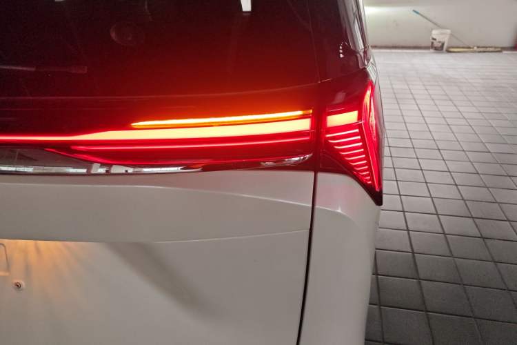 Used Buick GL8 2025 Lu Zun Deluxe Edition
