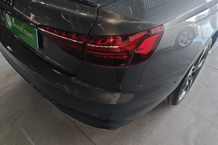 Used Audi A4L 2022 40 TFSI Luxury Dynamic Model
