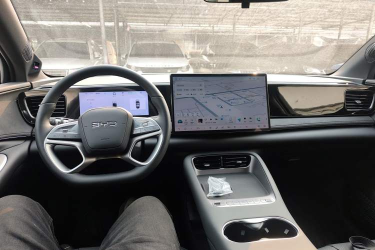 Used BYD Sealion 06 New Energy 2025 Model EV 605 Navigation Pro Edition
