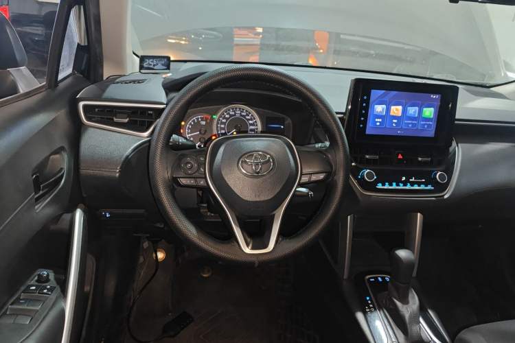 Used Toyota FRONTLANDER 2022 2.0L CVT Elite Edition
