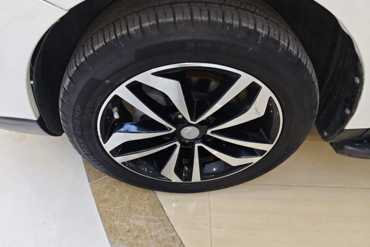 Used Venucia T90 2017 2.0L CVT Smart Edition
