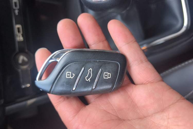 Used Roewe i5 2020 1.5L Manual 4G Connect Leehao Flagship Edition
