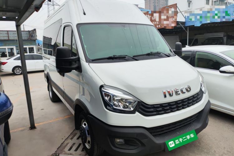 Used Iveco Eurocargo 2021 2.0T Manual Super Rui Long Wheelbase Short Overhang High Roof Side-Sliding Door F1A