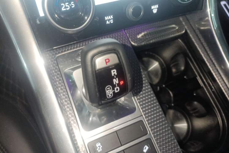 Used Land Rover Range Rover Sport 2021 3.0 L6 YAO Black Edition
