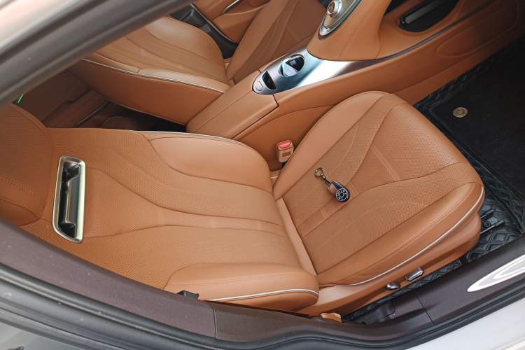 Used ORA Lightning Cat 2022 555 km Luxury Edition