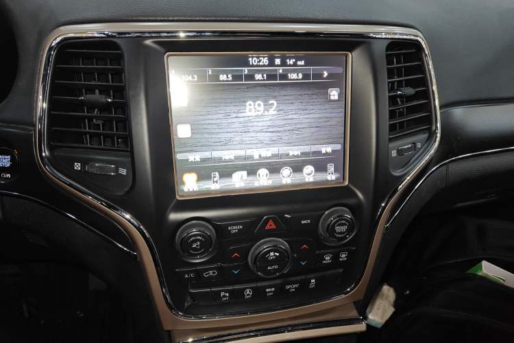 Used  Grand Cherokee (Import) 2017 3.0L Comfort Navigation Edition