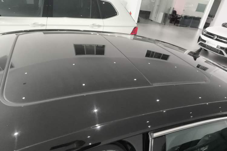 Used Volkswagen Passat 2024 380TSI Dragon Glory Edition
