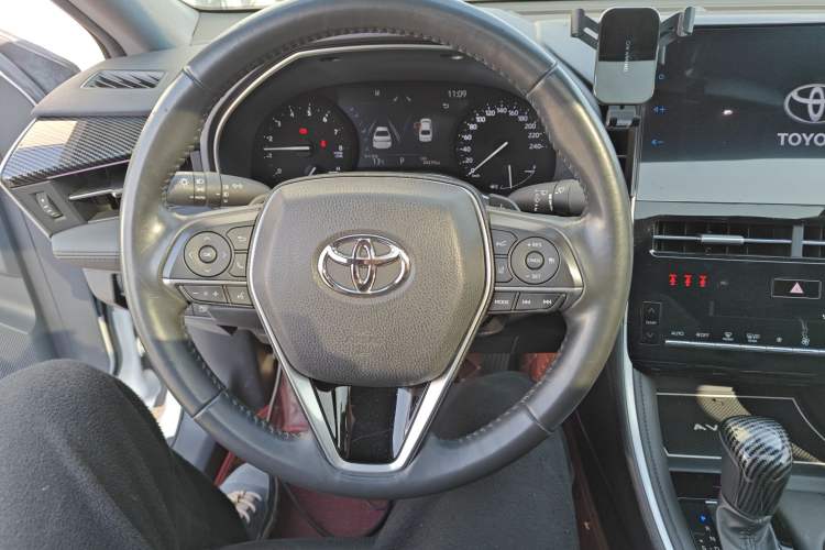 Used Toyota Avalon 2022 2.5L Luxury Edition