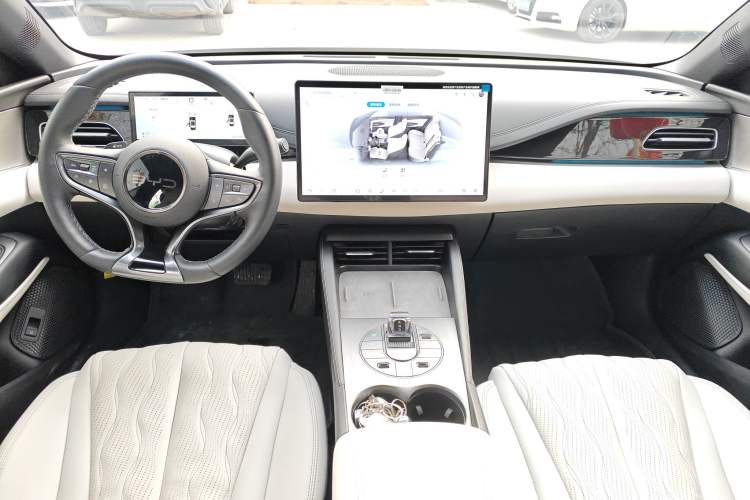 Used BYD Seal 06 New Energy 2025 DM-i Intelligent Drive 120KM Flagship Model