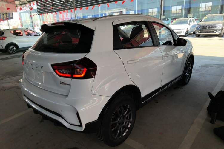 Used Geely Auto Vision X3 2021 PRO 1.5L CVT Deluxe Model