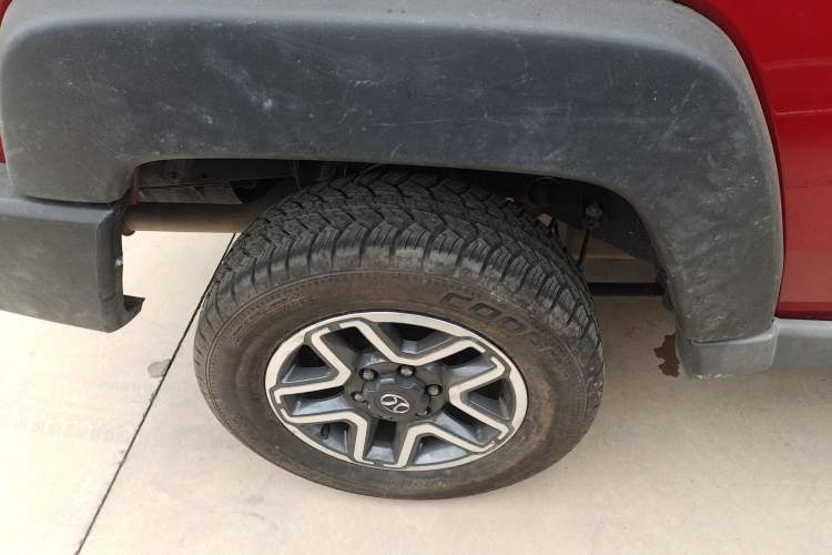 Used Beijing Auto BJ40 2016 2.3T Automatic Four-Wheel Drive Premium Edition
