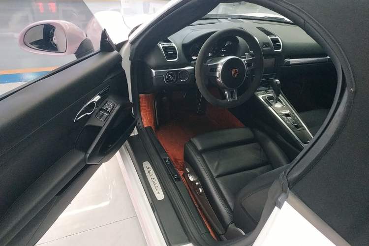 Used Porsche Boxster 2015 Boxster Style Edition 2.7L
