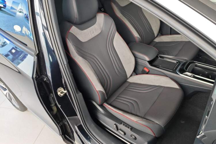 Used Volkswagen ID.4 CROZZ 2024 PRIME