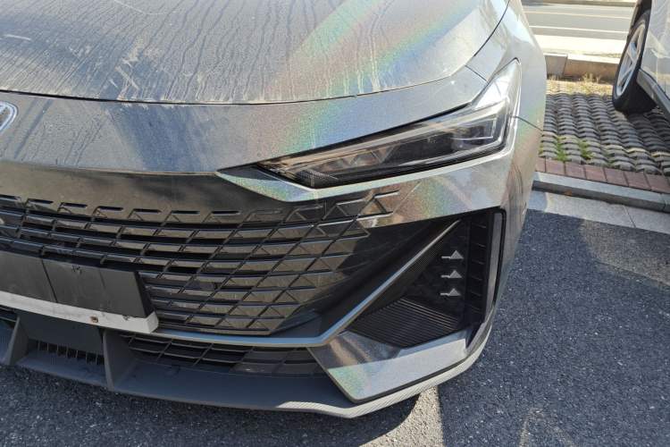 Used Changan UNI-V 2022 1.5T Smart Navigation Version
