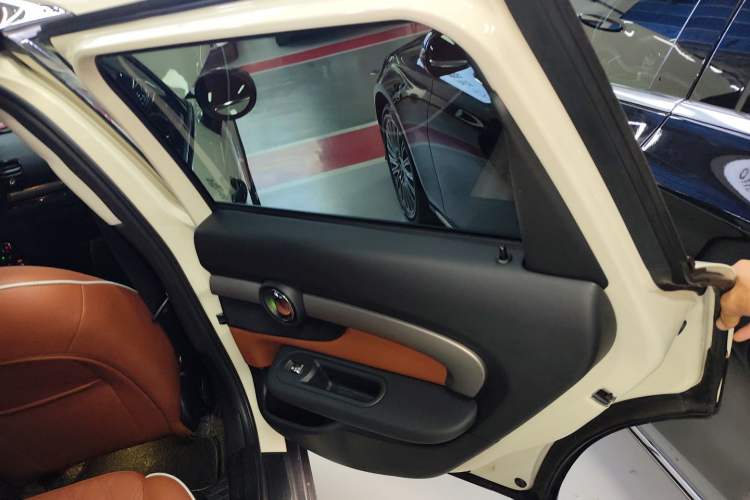 Used  Clubman 2022 Facelift 1.5T COOPER Connoisseur
