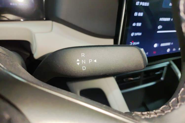 Used BYD Yuan UP 2025 Intelligent Driving Version 401 KM Dynamic Edition
