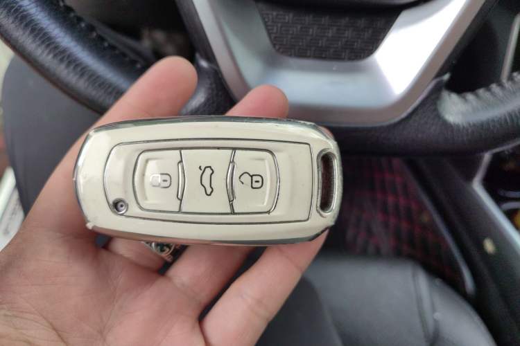 Used Geely Auto Emgrand GT 2015 2.4L Comfort Model
