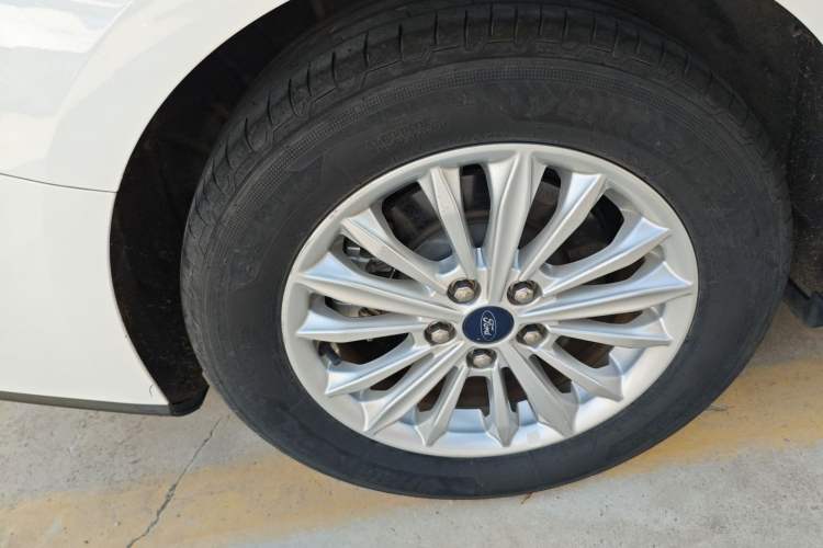 Used Ford Focus 2021 Sedan EcoBoost 180 Automatic Trendy Model