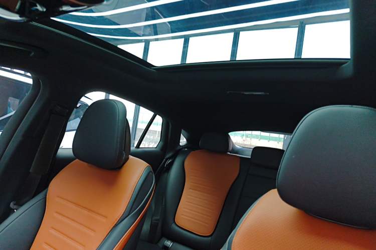 Used Mercedes-Benz GLC Coupe 2025-Year Restyled GLC 260 4MATIC Coupe SUV
