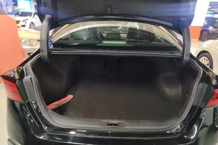 Used Nissan Teana 2019 2.0T XL Upper Smart Enjoyment Version
