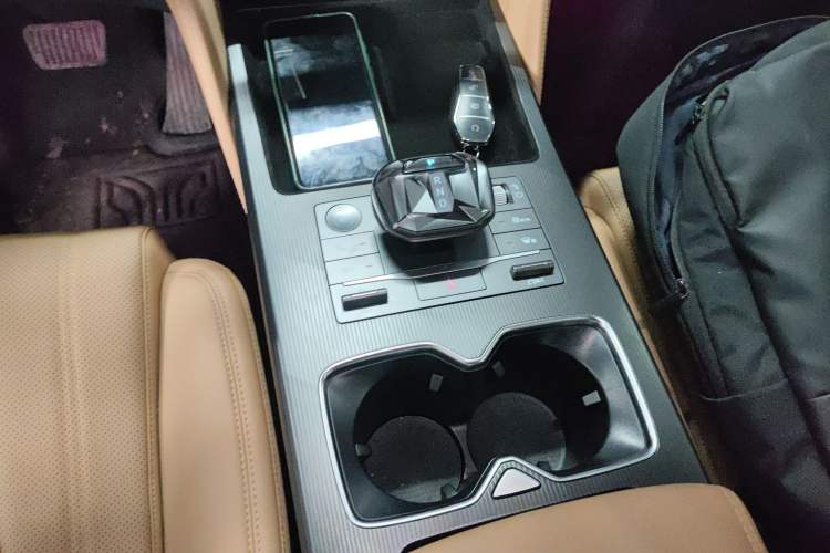 Used BYD Song L DM-i 2024 112 km Beyond Edition
