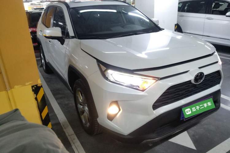 Used Toyota RAV4 2020 2.0L CVT 4x4 Trend Edition
