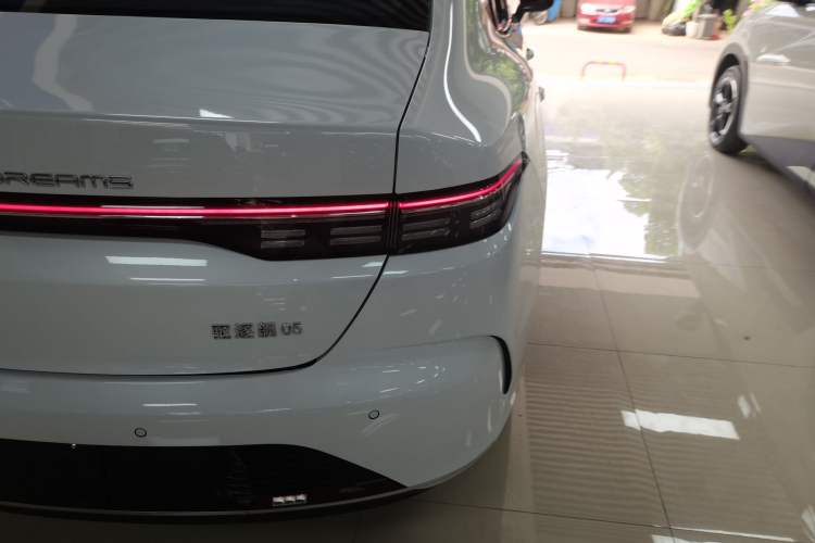 Used BYD Destroyer 05 2024 HONOR Edition DM-i 55KM Luxury Model
