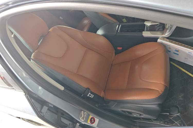 Used Volvo S60 2018 S60L T3 Smart Progress Edition