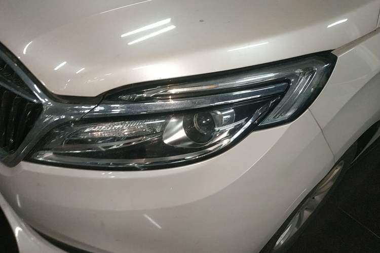 Used Buick GL8 2018 ES 28T Comfort Model China VI Standard
