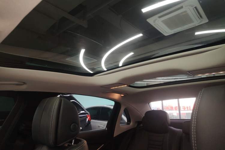 Used Mercedes-Benz E-Class 2022 Revised Version E 300 L Sporty and Stylish Edition