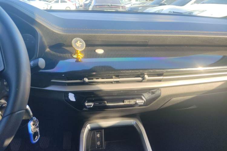 Used Wuling Jiachen 2022 1.5L Manual Enjoyment Elite Model